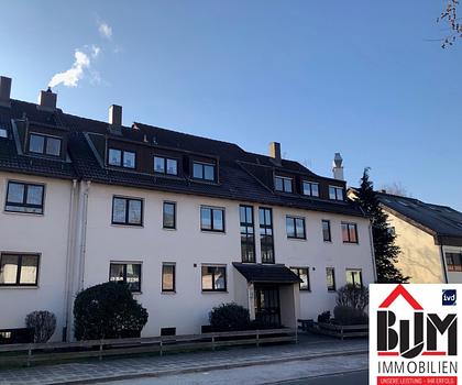 * Gute Aufteilung - 3 Zimmer - Bad mit Fenster - Loggia - Einzelgarage möglich*