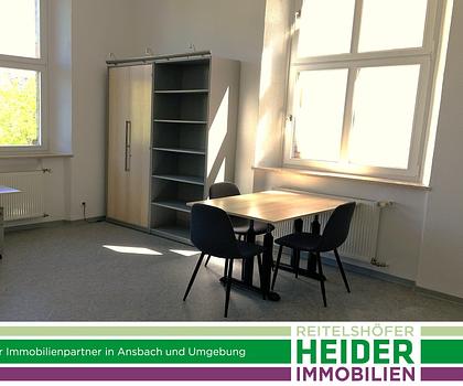 Möblierte 1 Zi.-Wohnung mit Einbauküche - Stadtzentrum