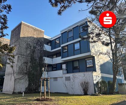 Renovierte 2-Zimmer Wohnung mit großem Balkon in Langwasser