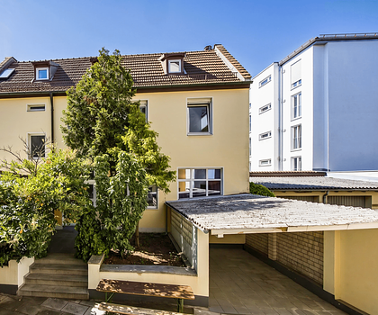 Hinterhaus mit 2-Wohneinheiten in urbaner Wohnlage der Nürnberger-Südstadt