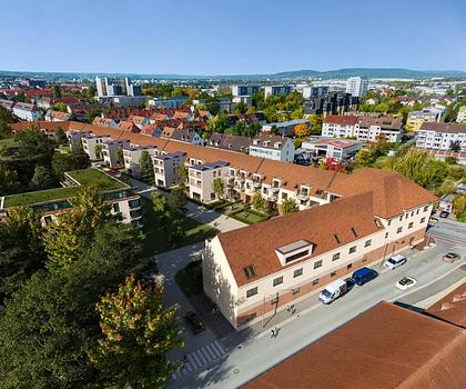 2-Zimmer-Wohnung mit Terrasse und Gartenanteil