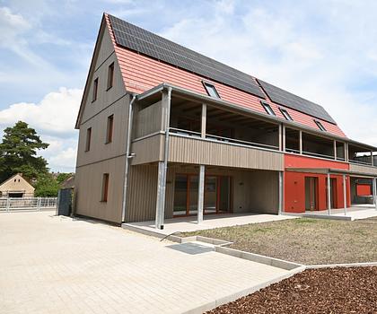 Exclusiv Wohnen, natürlich leben!
Neubauwohnungen in einzigartiger ökologischer Strohbauweise in Neumarkt