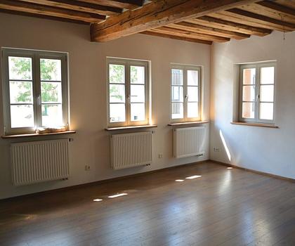 Idyllisch Wohnen in der Altstadt ....
Gepflegte Maisonette- Wohnung mit Flair ...
