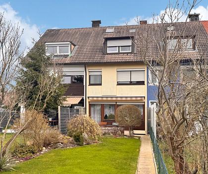 +++GEPFLEGTES REIHENMITTELHAUS IN BESTER UND RUHIGER LAGE IN NÜRNBERG-NORD+++
