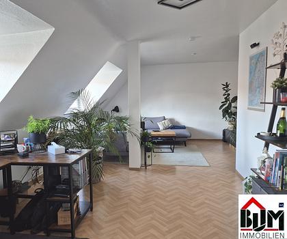 *Nürnberg-Altstadt - hell- Dachgeschoss - grosszügig - Kücheneinrichtung möglich - modernes Bad mit Fenster*